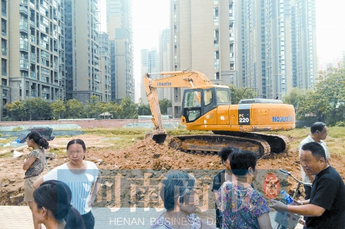昨天，由于附近居民抗議，紅旗變電站項目再次停工