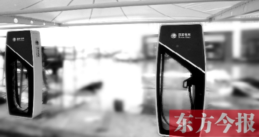 京港澳高速原陽服務(wù)區(qū)，已經(jīng)進(jìn)入調(diào)試階段的專為小型乘用電動汽車充電的快速充電樁站