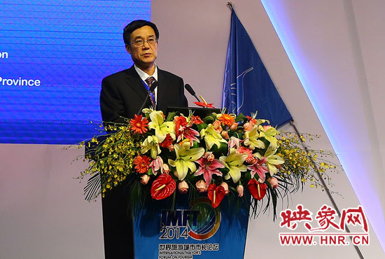 鄭州航空港區(qū)管委會主任張延明。