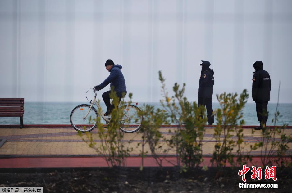 當(dāng)?shù)貢r(shí)間1月29日，俄羅斯索契，2014年索契冬奧會(huì)，俄羅斯軍方在奧林匹克公園周邊部署放空導(dǎo)彈系統(tǒng)。