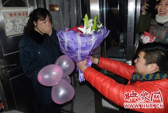 “嫁給我吧，我要愛你一生！”