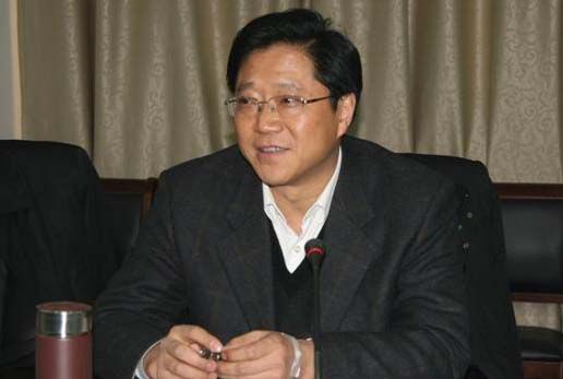 銅陵市委召開全市領(lǐng)導(dǎo)干部會議宣布安徽省委決定，提名銅陵市委副書記倪玉平為銅陵市人民政府市長候選人。