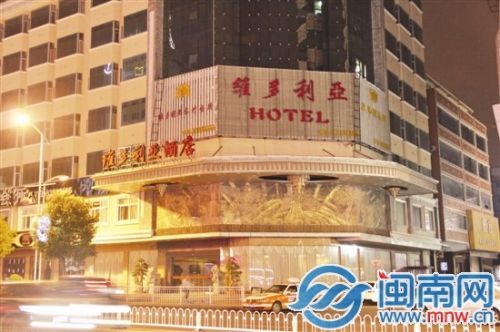 昨晚，涉案的酒店已停止?fàn)I業(yè)