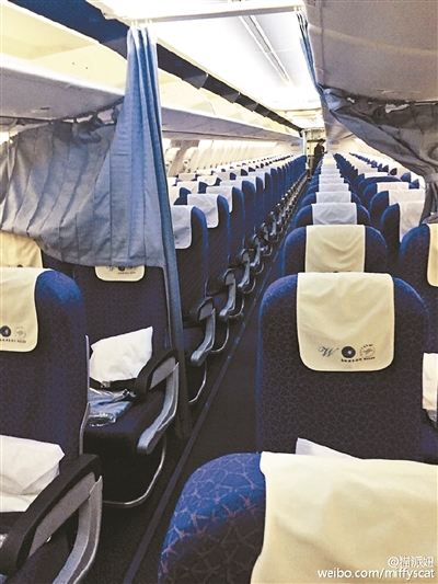 年關(guān)將近，很多人回家的票還沒有著落，而昨日凌晨，一架從武漢飛往廣州的航班上只有一名女乘客，偌大的客機(jī)成了一個人的專機(jī)。