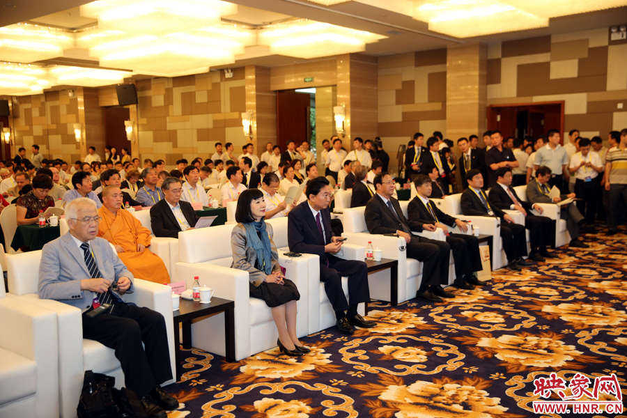 重要嘉賓、著名學(xué)者云集嵩山論壇。