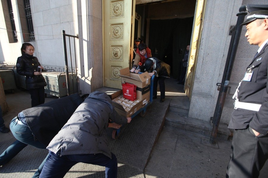 長(zhǎng)春男子欲存5萬(wàn)元硬幣 遭多家銀行拒收