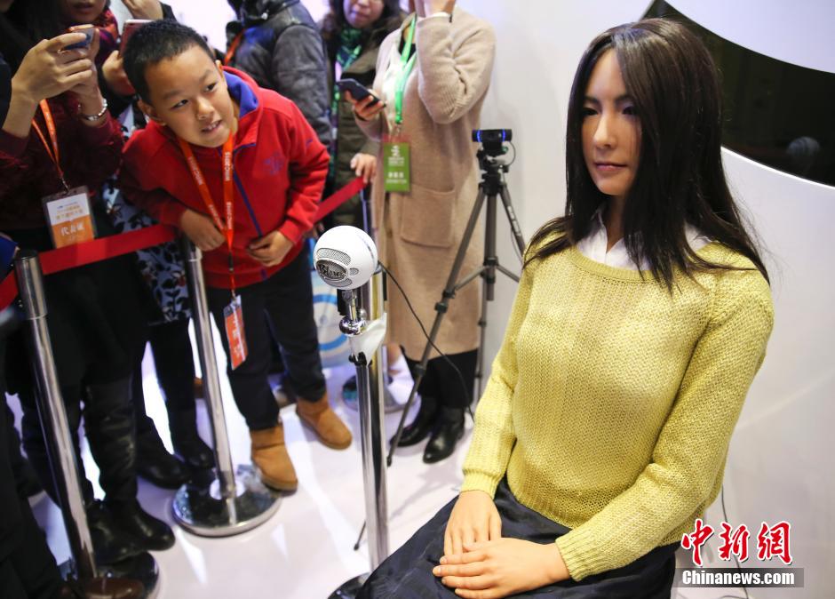 世界機(jī)器人大會(huì)精彩紛呈 世界機(jī)器人大會(huì)精彩紛呈