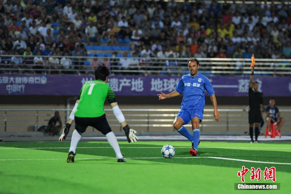 中國元老明星足球隊(duì)?wèi)?zhàn)勝意大利傳奇巨星隊(duì) 中國元老明星足球隊(duì)?wèi)?zhàn)勝意大利傳奇巨星隊(duì)