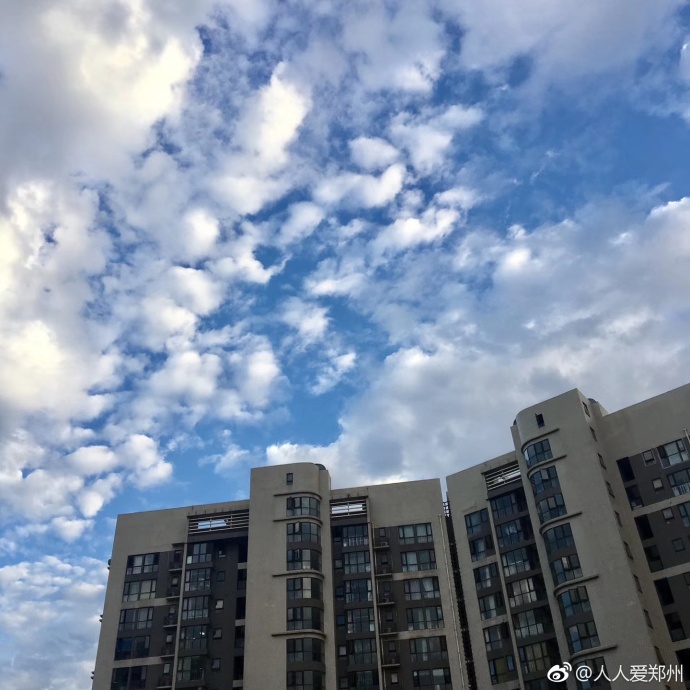 又被鄭州的藍(lán)天刷屏！隨便一拍就是手機(jī)壁紙