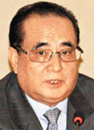 李秀勇曾照料金正恩兄妹。