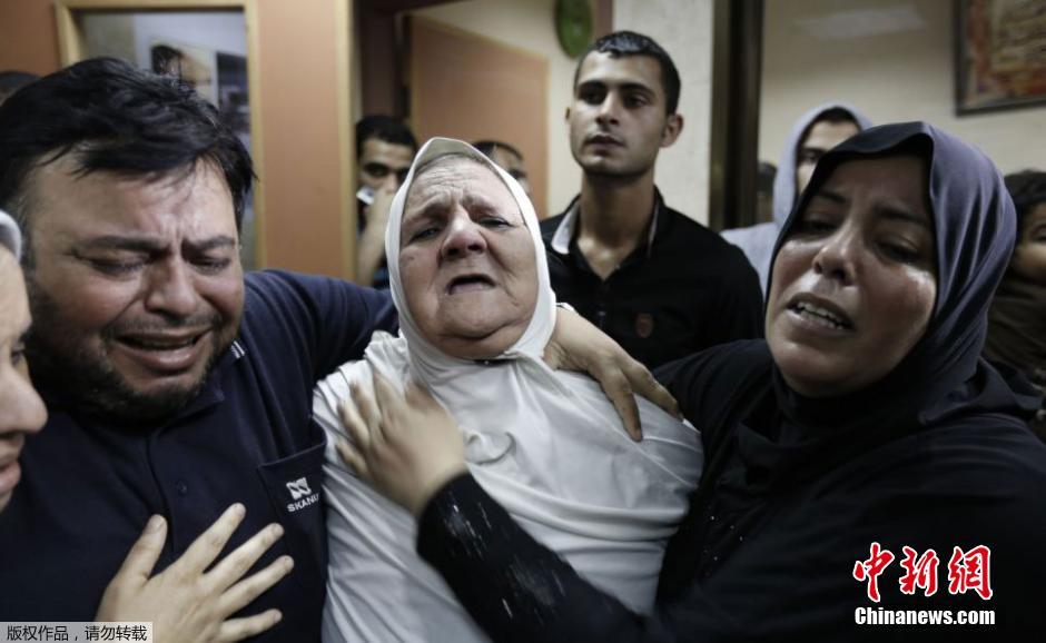 加沙一家醫(yī)院遭以軍炮火襲擊 現(xiàn)場(chǎng)濃煙滾滾 加沙一家醫(yī)院遭以軍炮火襲擊 現(xiàn)場(chǎng)濃煙滾滾