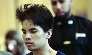 一位名叫陳明東（音）的中國(guó)移民在美國(guó)紐約謀殺5名親戚，罪名成立，被判處至少125年監(jiān)禁。