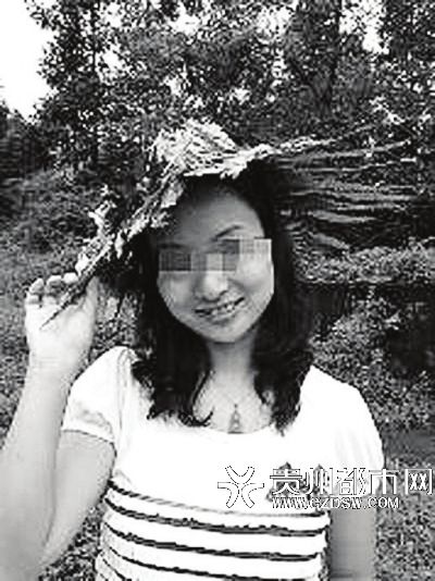 李某生活照。