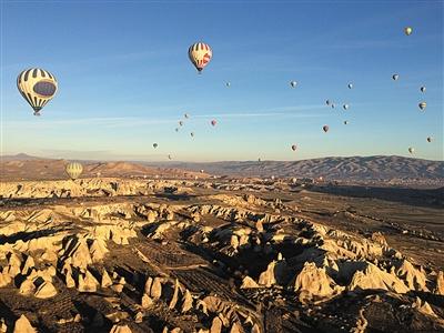 土耳其一熱氣球遇強風(fēng)墜落 中國女留學(xué)生身亡 土耳其一熱氣球遇強風(fēng)墜落 中國女留學(xué)生身亡