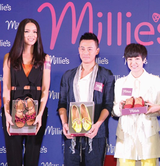 不過，跟世姐合影，也只是美不美，美多少的問題。