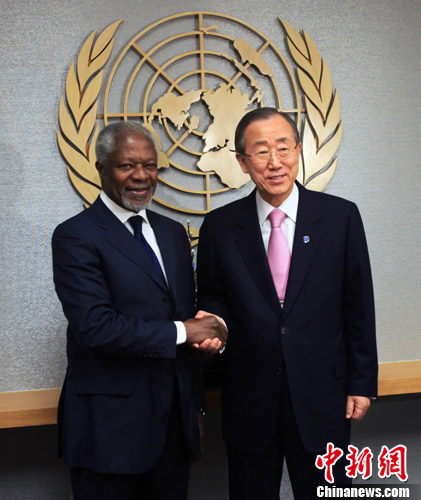 當(dāng)?shù)貢r(shí)間2月29日，前任聯(lián)合國(guó)秘書(shū)長(zhǎng)科菲·安南抵達(dá)紐約聯(lián)合國(guó)總部，與現(xiàn)任聯(lián)合國(guó)秘書(shū)長(zhǎng)潘基文就敘利亞問(wèn)