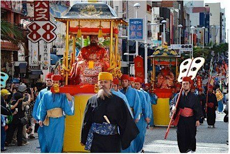 日本沖繩千人化妝游行迎中國“冊(cè)封使”（圖）