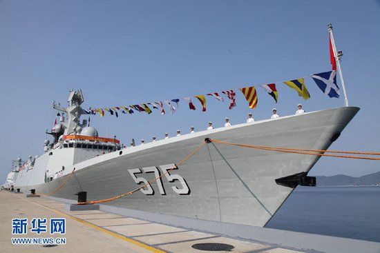 　圖為新服役的中國海軍岳陽艦。