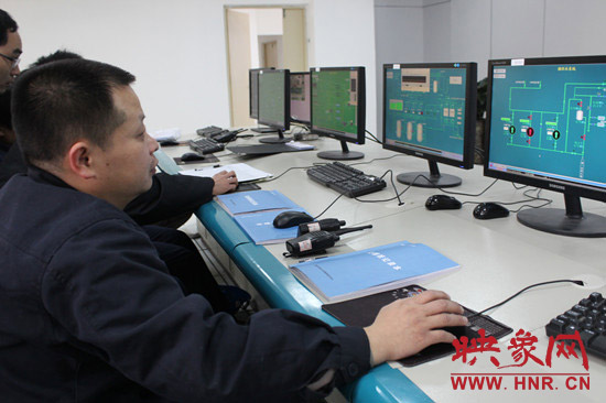 鄭州供暖首日迎考 映象網(wǎng)“問(wèn)暖”市民 鄭州供暖首日迎考 映象網(wǎng)“問(wèn)暖”市民