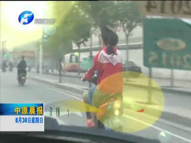 好霸氣 電動掛汽車牌