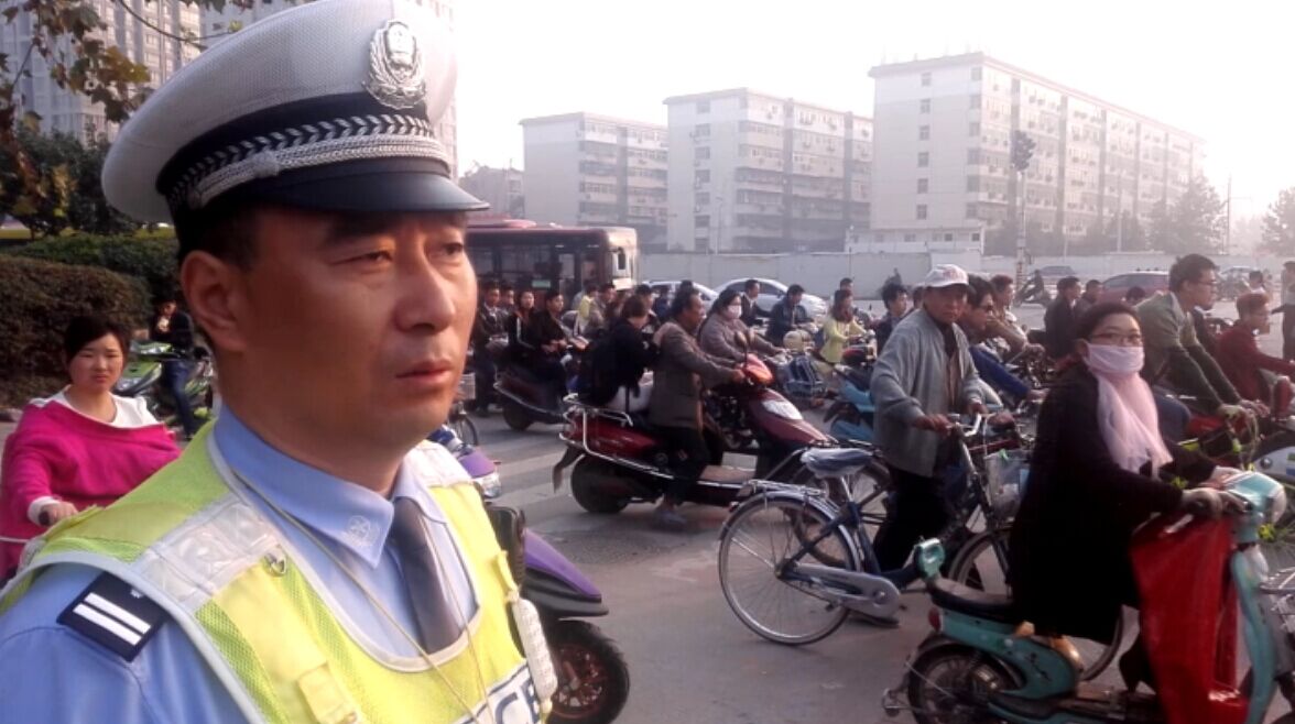 上班表情：1逗2羞3怕 你是哪個？