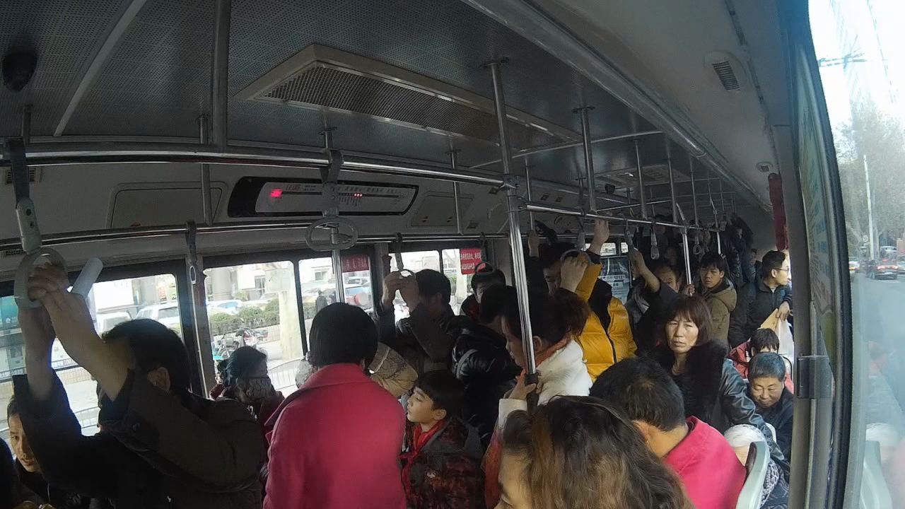 陌生人向你借手機 給嗎？