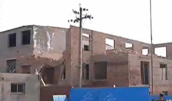 驚！拆遷隊拆房自身竟遭活埋