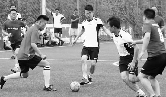 三場小組賽三戰(zhàn)全勝，我們只看到了開頭，沒猜中結(jié)尾