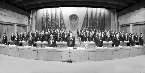 　1月20日下午，省十二屆人大三次會(huì)議閉幕　河南日報(bào)記者 郭宇/攝