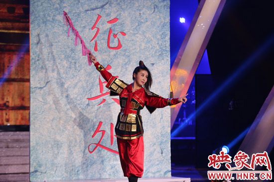 “喜劇新秀”關(guān)思慧的小品《從軍》