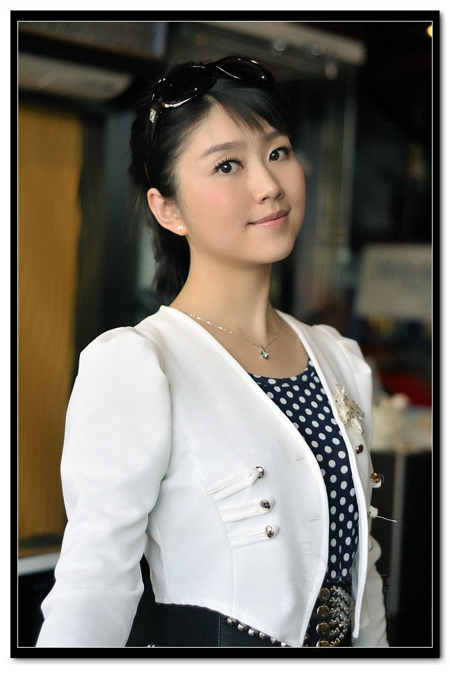 梅子--知性美 梅子--知性美