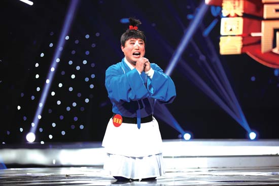 郭亞勛在《梨園春》“名師高徒”現(xiàn)場 郭亞勛在《梨園春》“名師高徒”現(xiàn)場