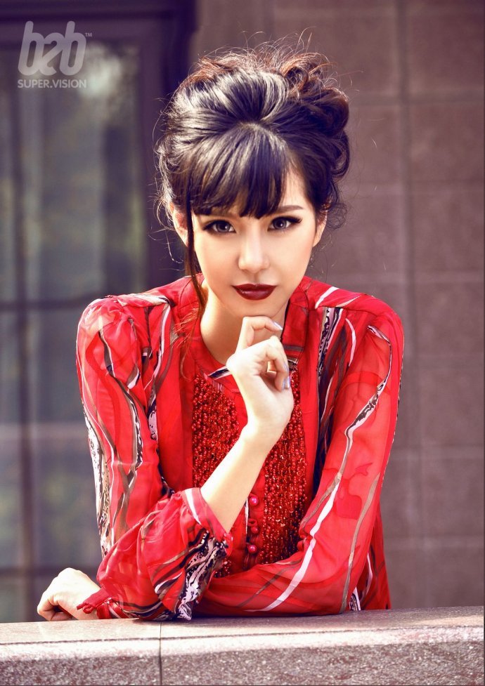 工大最美?；ㄍπ爻鲧R破底線(xiàn)